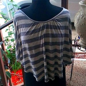 Soft flowing top